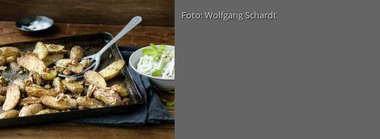 Rezeptbild für "Walnusskartoffeln mit Selleriesalat"