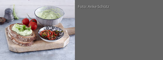 Rezeptbild für "Sandwich mit Grünkohlcreme"