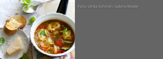 Rezeptbild für "Sommerliche Minestrone mit Tortelloni"