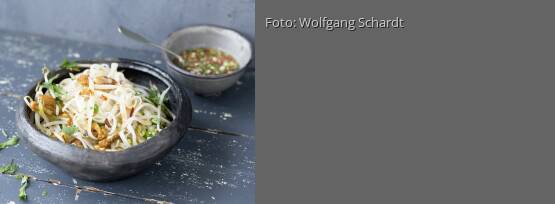 Rezeptbild für "Reisnudeln mit scharfem Tofu"