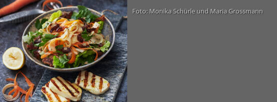 Rezeptbild für "Pastinaken- und Möhrenstreifen mit Tahin-Zitronen-Dressing"