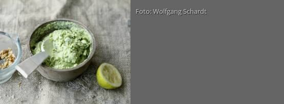 Rezeptbild für "Bohnen-Pinienkerne-Zitrone-Aufstrich"