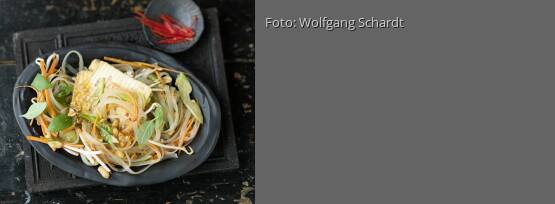 Rezeptbild für "Würziger Tofu mit Glasnudelsalat"