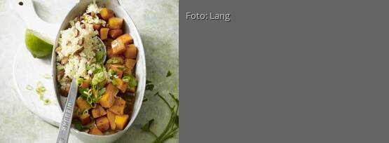 Rezeptbild für "Kürbis-Wok mit Mandel-Couscous"