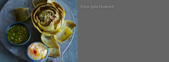 Rezeptbild für "Artischocken mit Zitronen-Mayo und Minze-Vinaigrette"