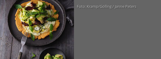 Rezeptbild für "Socca-Pizza mit Zucchini"