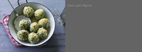 Rezeptbild für "Spinatknödel mit Nussbutter"