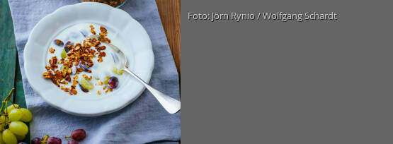 Rezeptbild für "Knuspermüsli mit Dickmilch"