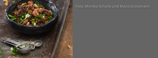 Rezeptbild für "Pilzsalat mit schwarzem Reis und Walnuss-Vinaigrette"