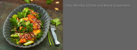 Rezeptbild für "Kürbis-Quinoa-Salat mit Ahornsirup-Pfeffer-Dressing"