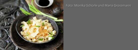 Rezeptbild für "Nudeln mit Tofu-Curry-Sauce"