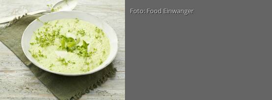 Rezeptbild für "Kohlrabicremesuppe mit Kresse"