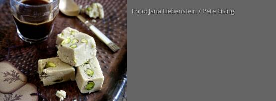 Rezeptbild für "Sesamhelva mit Pistazien"