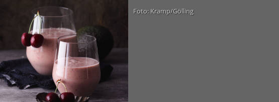 Rezeptbild für "Smoothie mit Kirschen, Avocado und Kakao"
