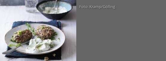 Rezeptbild für "Linsen-Nuss-Laibchen mit Avocado-Joghurt-Dip"