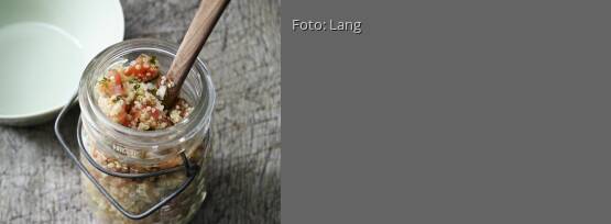 Rezeptbild für "Quinoasalat mit Tomaten und Minze"