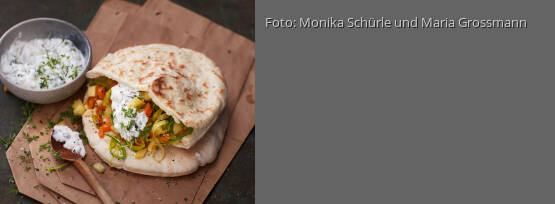 Rezeptbild für "Suppengrün-Salat im Pitabrot mit Pfeffer-Feta-Creme"