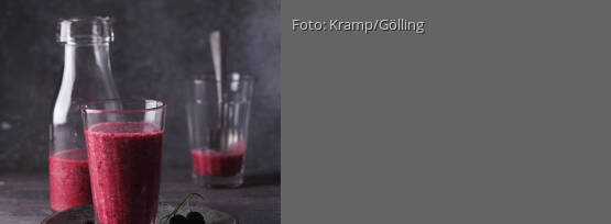 Rezeptbild für "Schwarze Johannisbeeren-Smoothie mit Kokosöl"