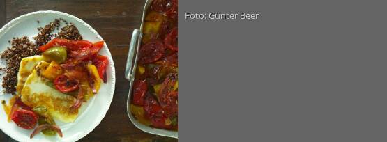 Rezeptbild für "Ofen-Ratatouille mit roter Quinoa"