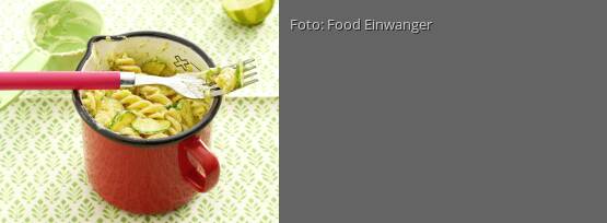 Rezeptbild für "Zucchini-Minze-Nudeln"