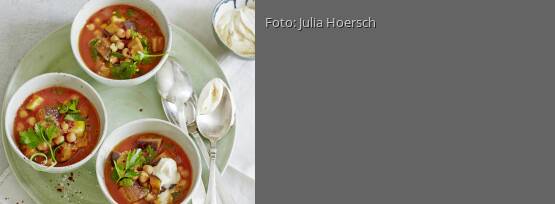 Rezeptbild für "Tomaten-Kichererbsen-Topf mit Sumach-Joghurt"