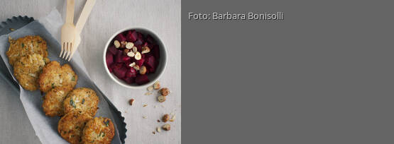 Rezeptbild für "Orientalisches Gemüse mit Roter Bete und Getreidebratlingen"