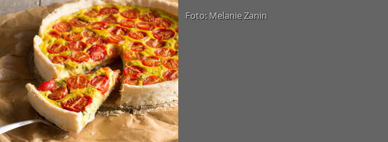 Rezeptbild für "Seidentofu-Guss auf Tomatenquiche"