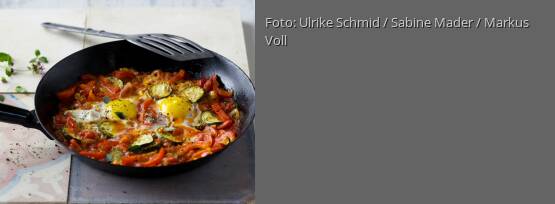 Rezeptbild für "Spiegeleier in mediterranem Gemüse"