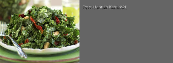 Rezeptbild für "Palmkohl-weiße Bohnen-Caesar-Salat"