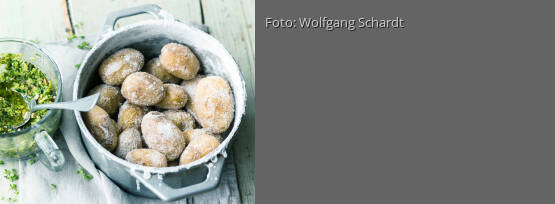 Rezeptbild für "Runzelkartoffeln mit Erbsenpesto"