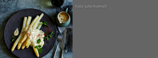 Rezeptbild für "Spargel mit kräuterfrischer Hollandaise"