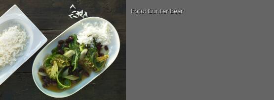 Rezeptbild für "Brokkoli und Mangold  mit Azuki-Bohnen"