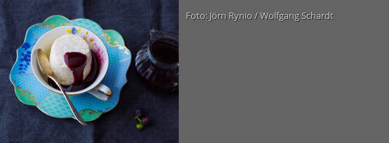 Rezeptbild für "Geeister Couscous mit Heidelbeersauce"