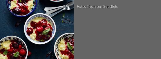 Rezeptbild für "Couscous mit roter Grütze"