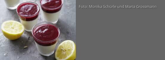 Rezeptbild für "Mandel-Panna-Cotta mit Matchapulver"