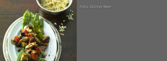 Rezeptbild für "Pilze und Aubergine auf grünen Bohnen"