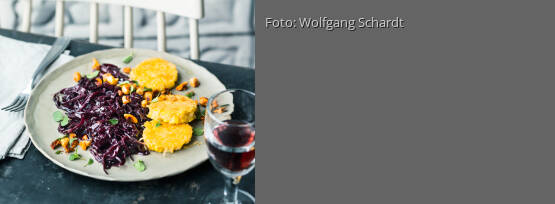 Rezeptbild für "Maispolenta mit Holunderrotkohl"