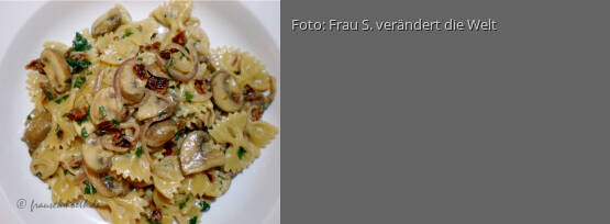 Rezeptbild für "Nudeln mit Pilzen in Rotweinsahne"