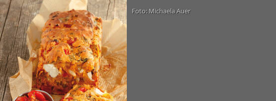 Rezeptbild für "Spinat-Ziegenkäse-Kuchen mit Tomaten-Paprika-Relish"