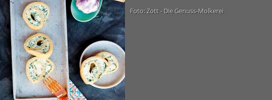 Rezeptbild für "Zottarella-Kräuter-Rolle"