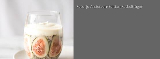 Rezeptbild für "Sahniges Bircher-Müsli mit Feigen & Kokosjoghurt"