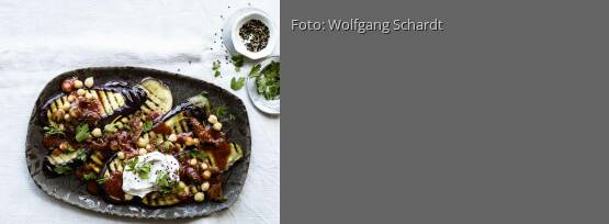 Rezeptbild für "Auberginensalat mit Kichererbsen"