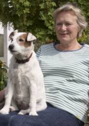 Profilbild Pam Corbin