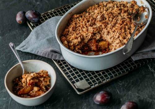 Leckeres Zwetschgencrumble mit Kokosöl.