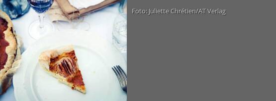 Rezeptbild für "Birnentarte mit Safran und Berberitzen"