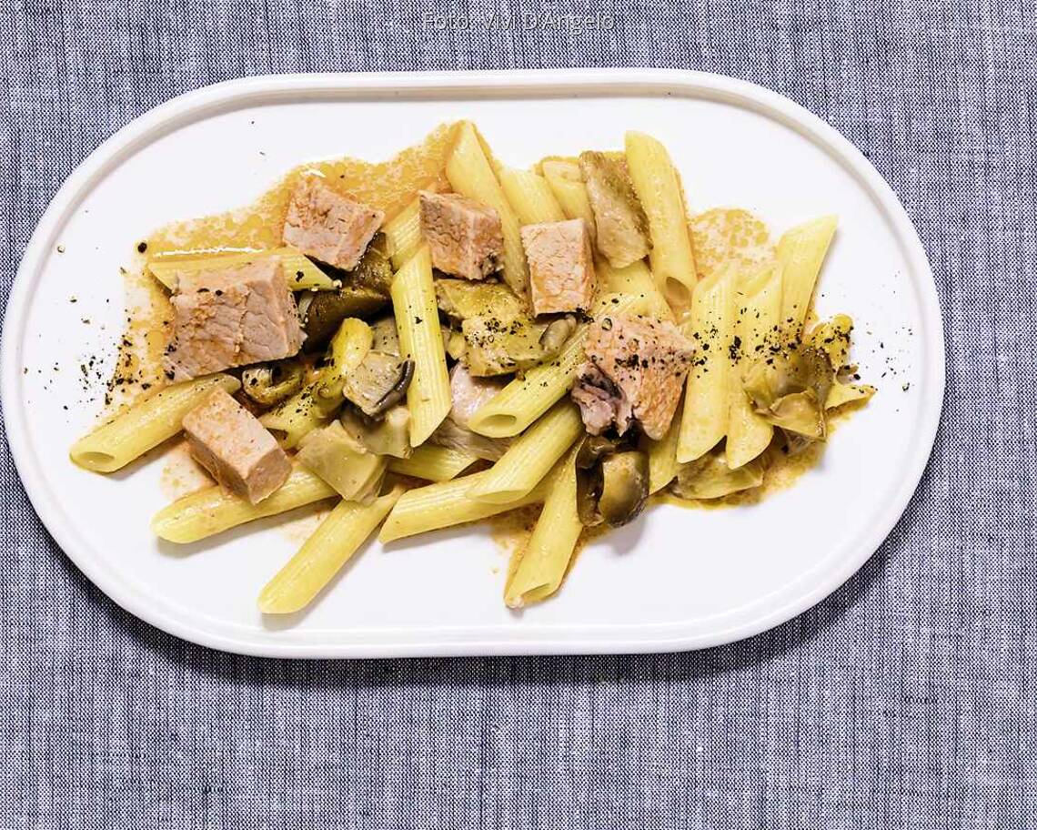 Bratengröstel mit Nudeln und Pilzen