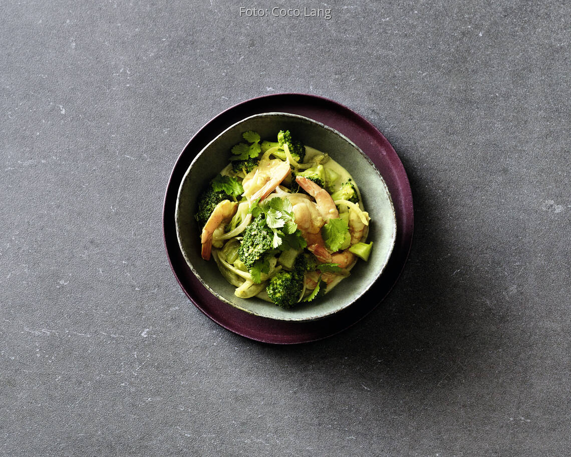 Brokkoli-Curry mit Garnelen
