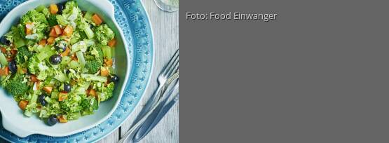 Rezeptbild für "Buntes Antipasti-Gemüse mit Oliven"