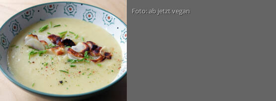 Rezeptbild für "Cremige Kartoffelsuppe mit knusprigen Schwarzwurzel-Chips"