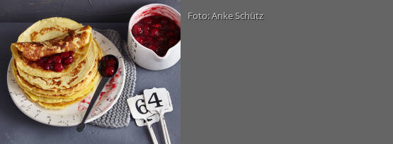 Rezeptbild für "Crêpes mit Sauerkirschragout"